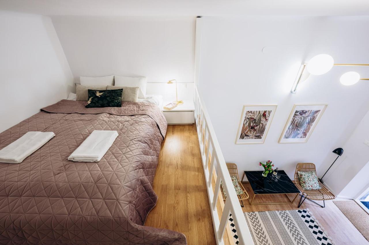 Nest Cosy Apt Old Town & Wawel Hill By Vistula River - By Homelike クラクフ エクステリア 写真